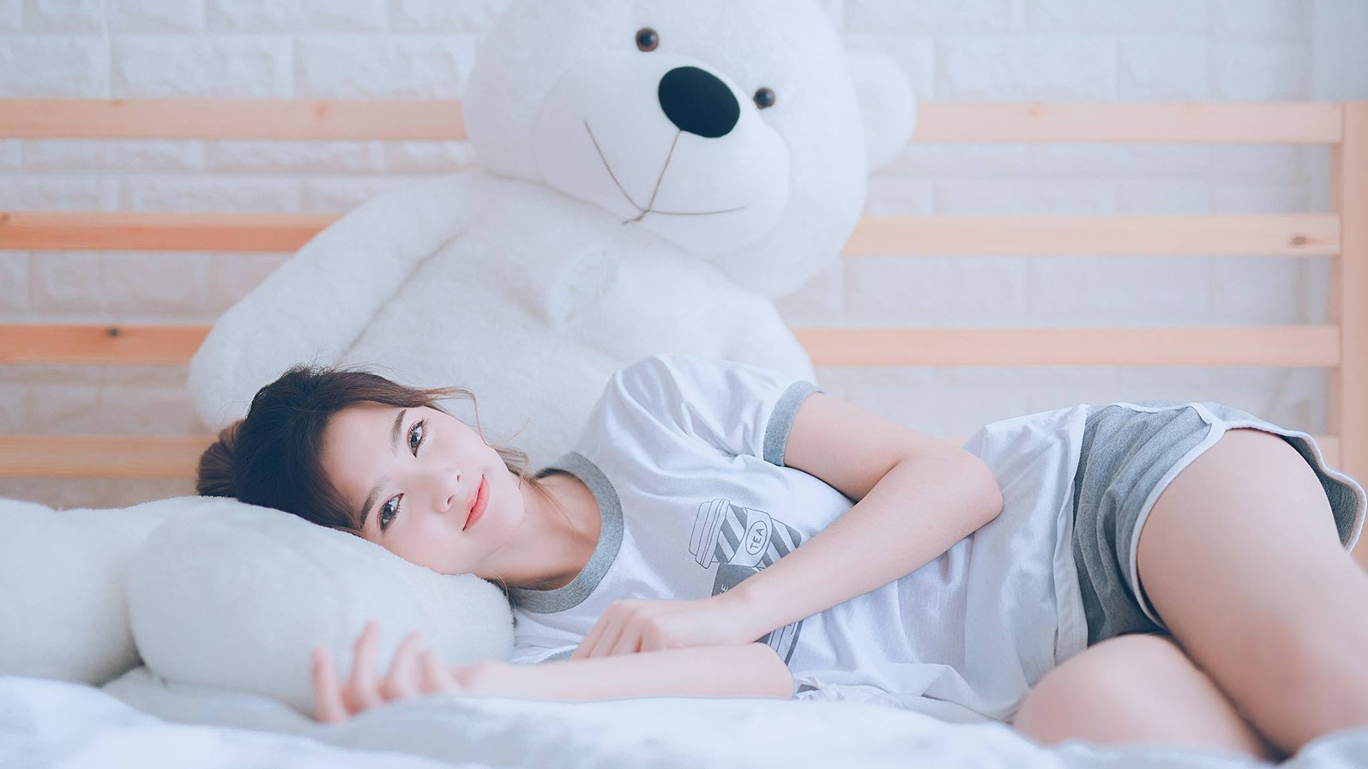 九游下载中心-雄鹿快船主场对战,球星对决精彩纷呈,雄鹿对快船2021