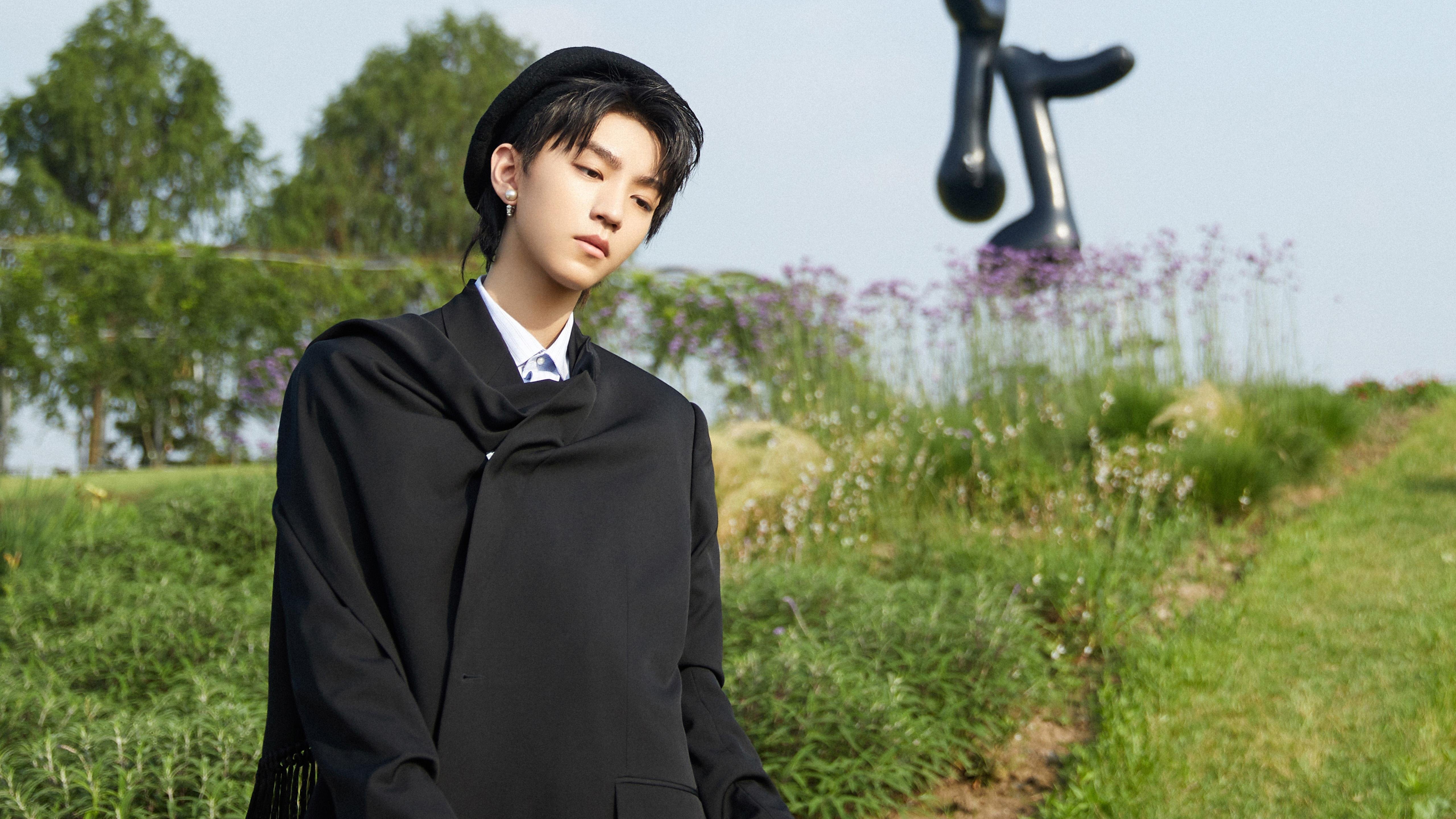 九游下载安装-赛季中转折点：影响冠军归属的重要比赛回顾，季中冠军赛奖杯要归还吗